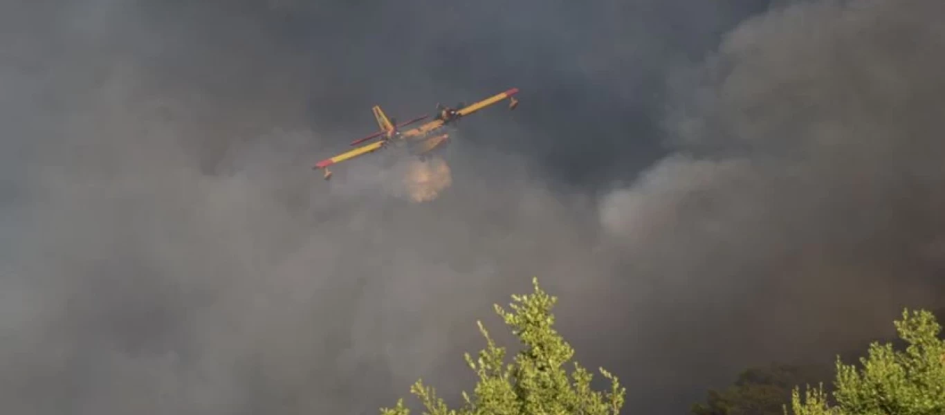 Στους 16 οι τραυματίες από την πυρκαγιά στην Αιγιάλεια - 110 απεγκλωβισμοί με την μάχη με τις φλόγες να συνεχίζεται